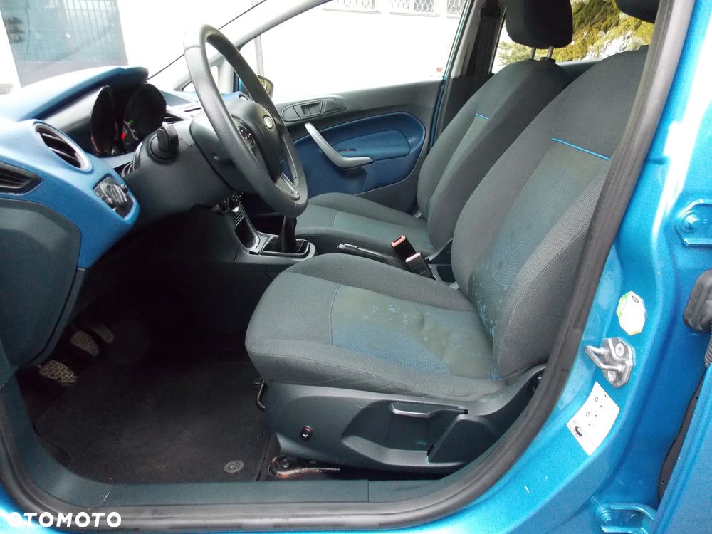 Ford Fiesta 1.4 Champions Edition - 19