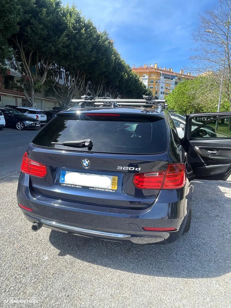 BMW 320 d Auto Line Luxury - 4