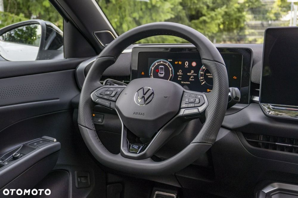 Volkswagen T-Roc - 28