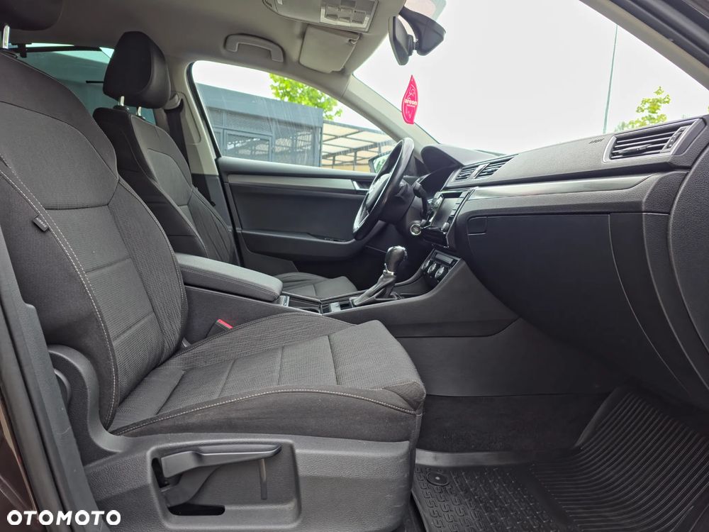 Skoda Superb 2.0 TSI Ambition DSG - 34