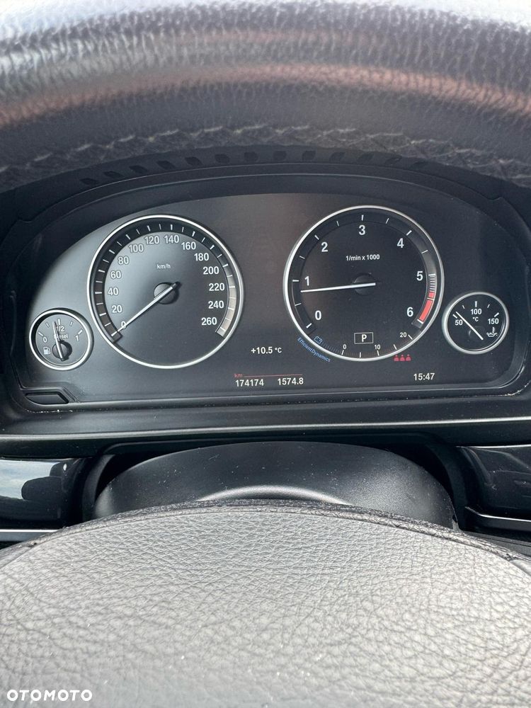 BMW Seria 5 518d - 8