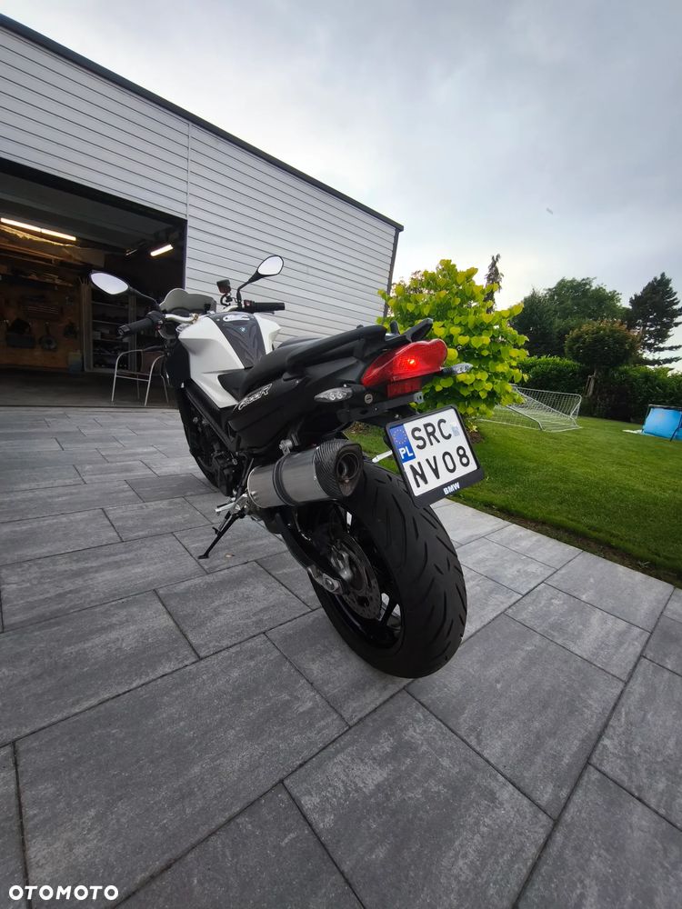 BMW F - 3