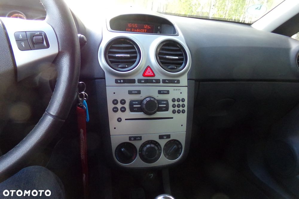 Opel Corsa - 11