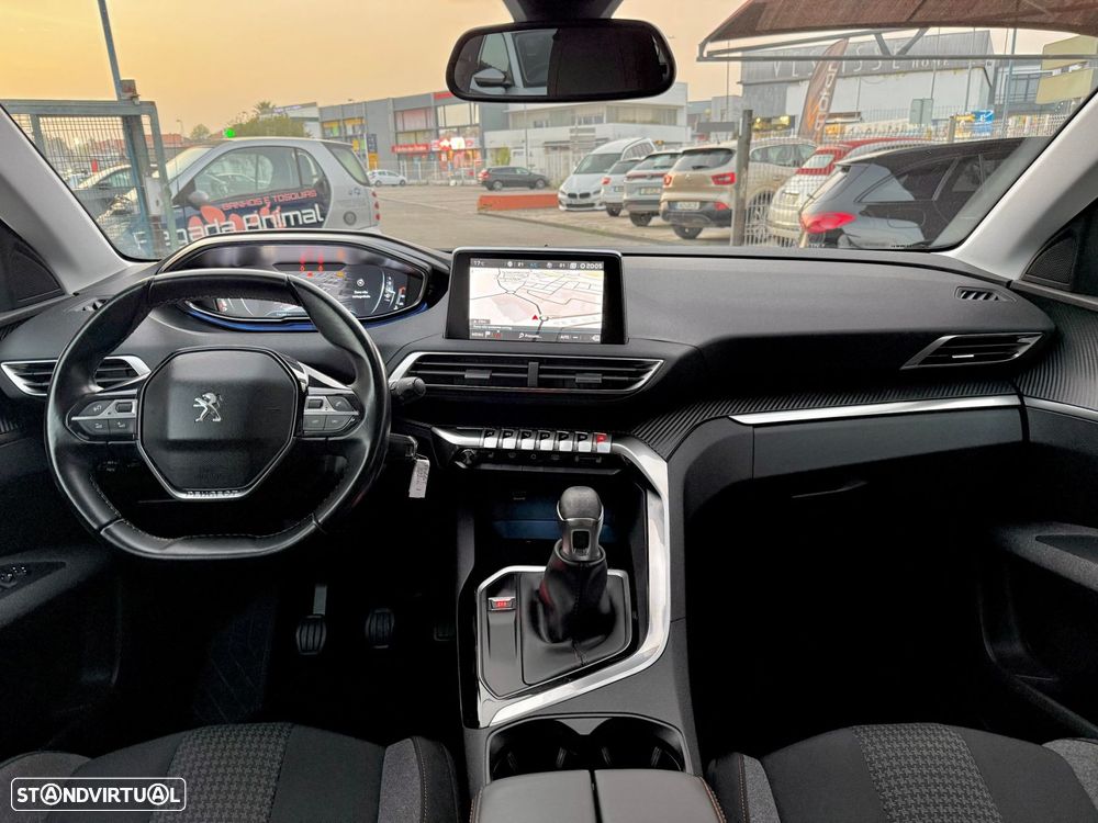 Peugeot 3008 1.2 PureTech Active - 17