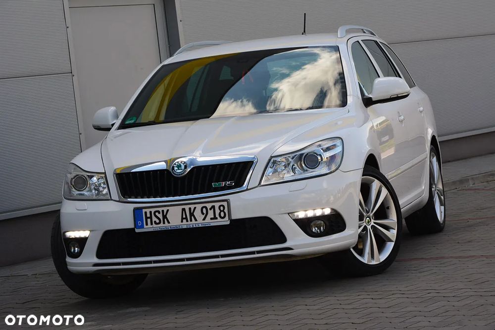 Skoda Octavia 2.0 TSI RS - 1