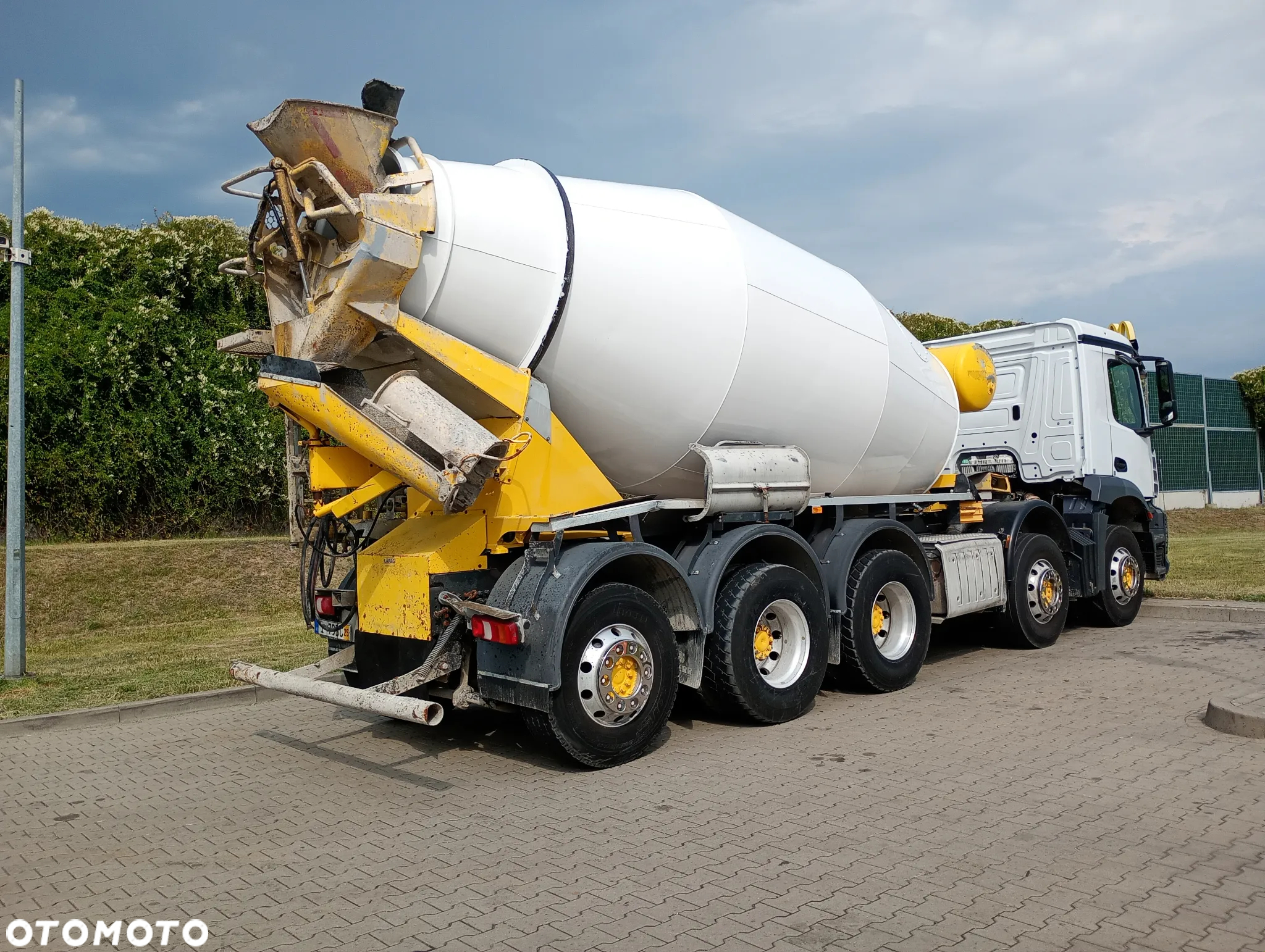 Mercedes-Benz AROCS 4446 10X4 LIEBHERR10m3 - 2