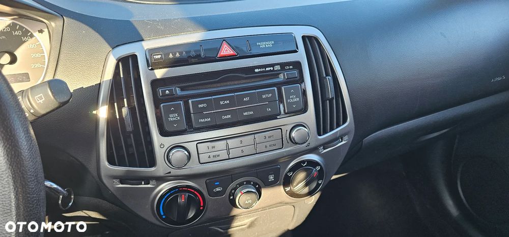 Hyundai i20 1.25 Comfort - 17