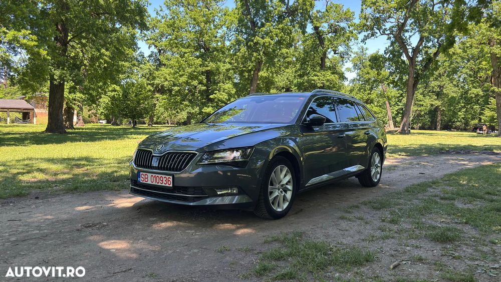 SKODA Superb 2019 — imagine 22