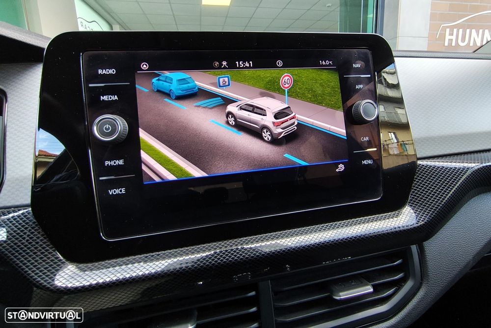 VW T-Cross 1.0 TSI Urban DSG - 27