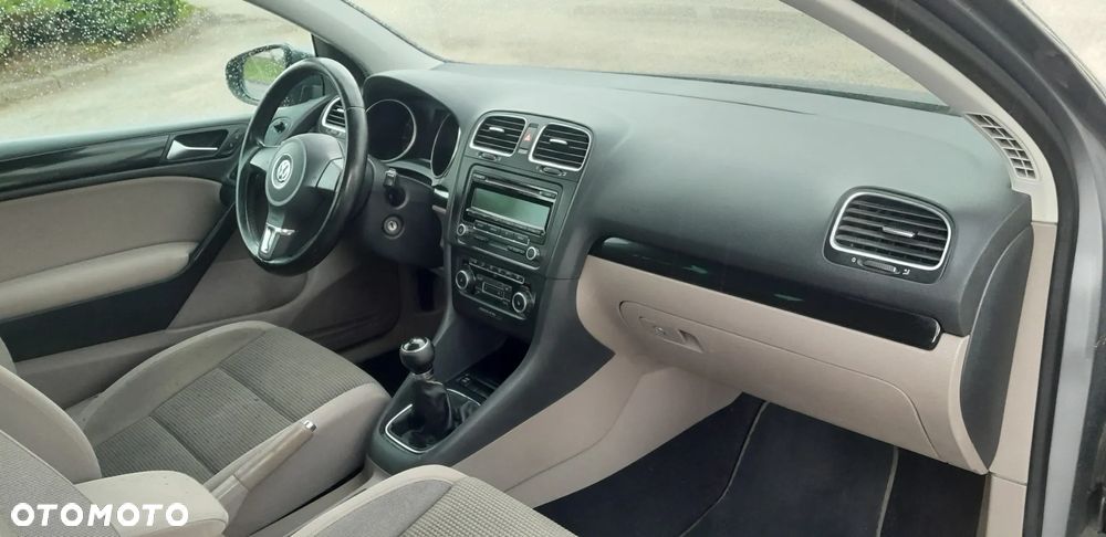 Volkswagen Golf - 18
