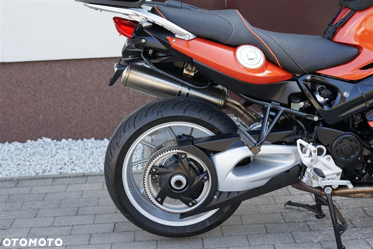 BMW F - 6