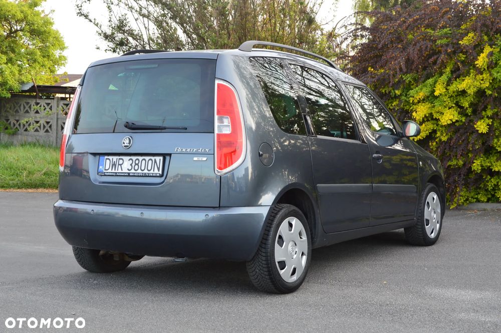 Skoda Roomster 1.6 16V Comfort PLUS EDITION - 4