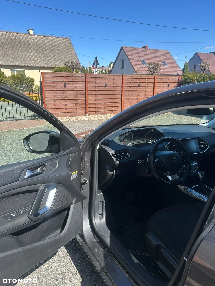 Peugeot 308 1.5 BlueHDi Active S&S EAT6 - 9