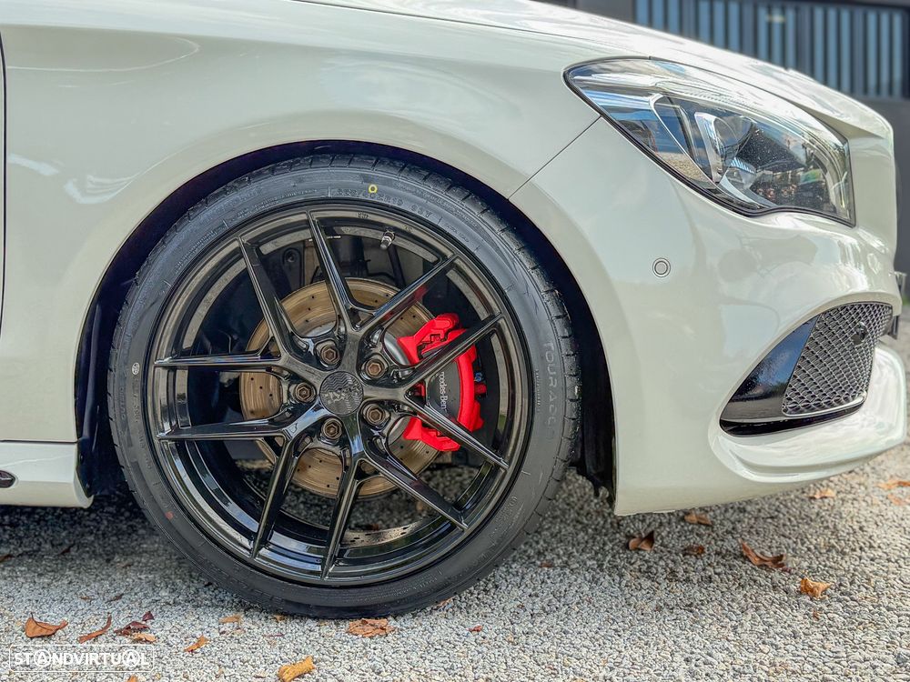 Mercedes-Benz CLA 220 d Shooting Brake AMG Line Aut. - 3