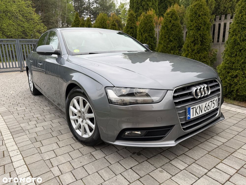 Audi A4 Limousine 2.0 TDI DPF Ambiente - 1