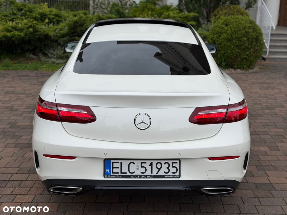 Mercedes-Benz Klasa E - 9