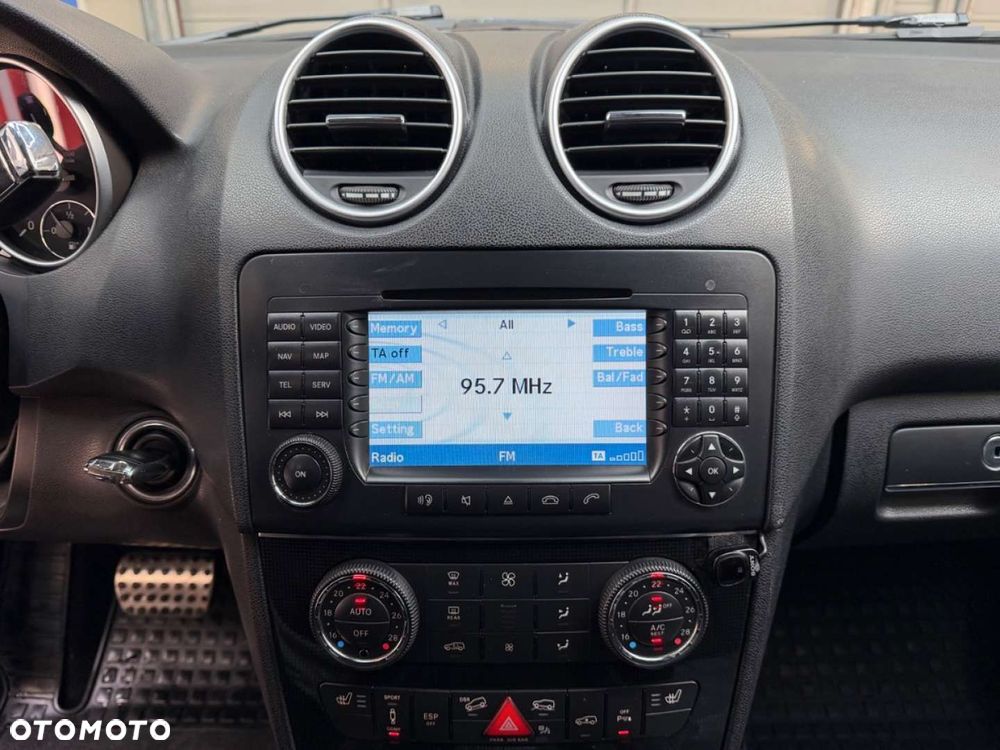 Mercedes-Benz ML - 18