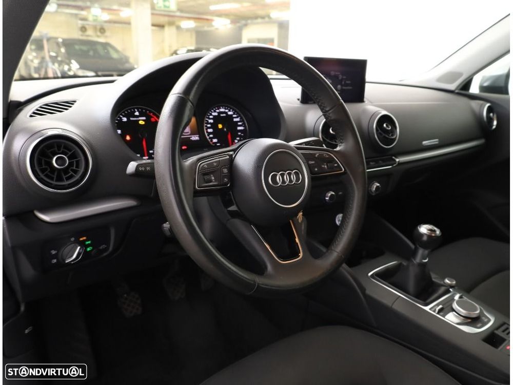 Audi A3 Sportback 30 TDI - 23