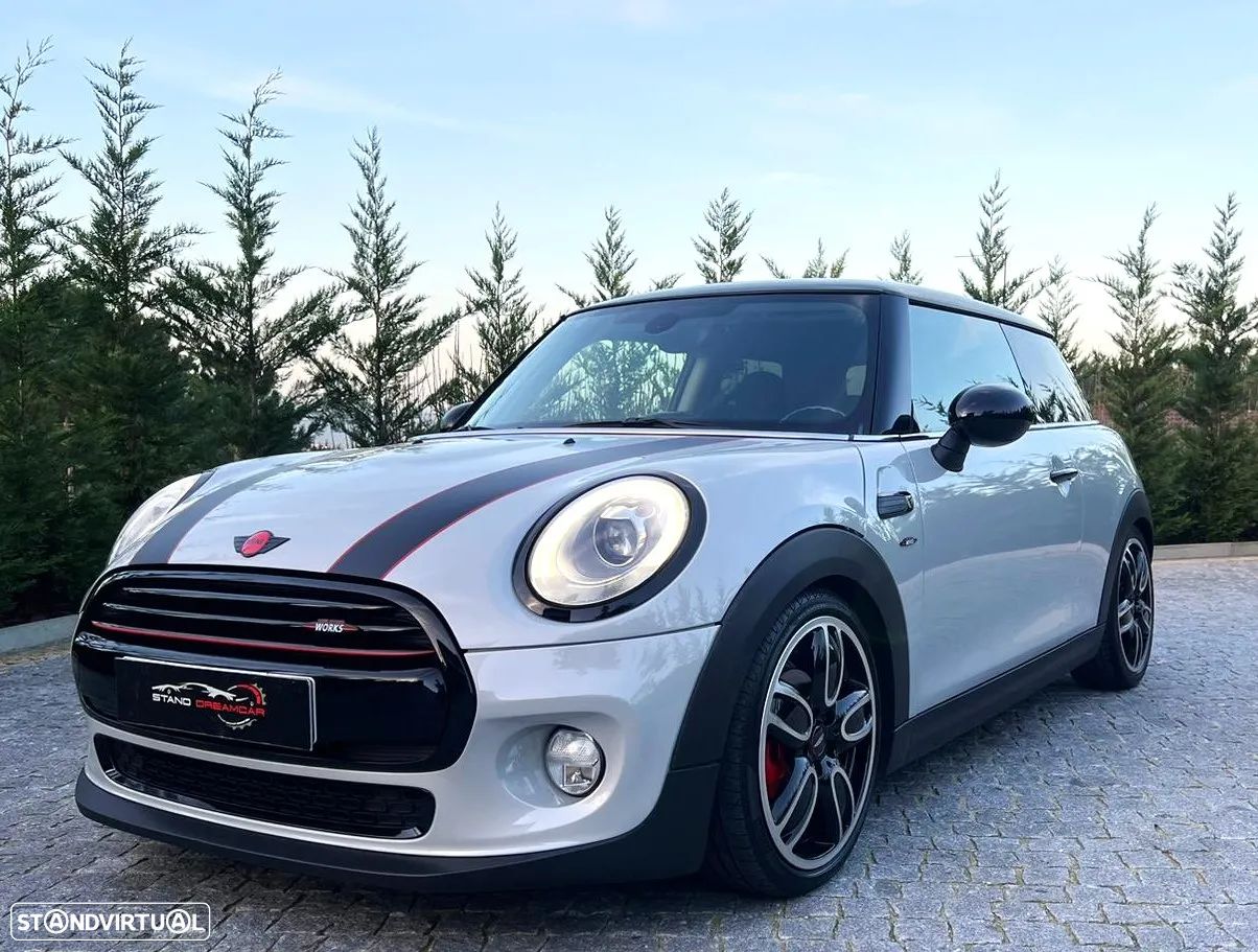 MINI 3 Portas Cooper D - 1