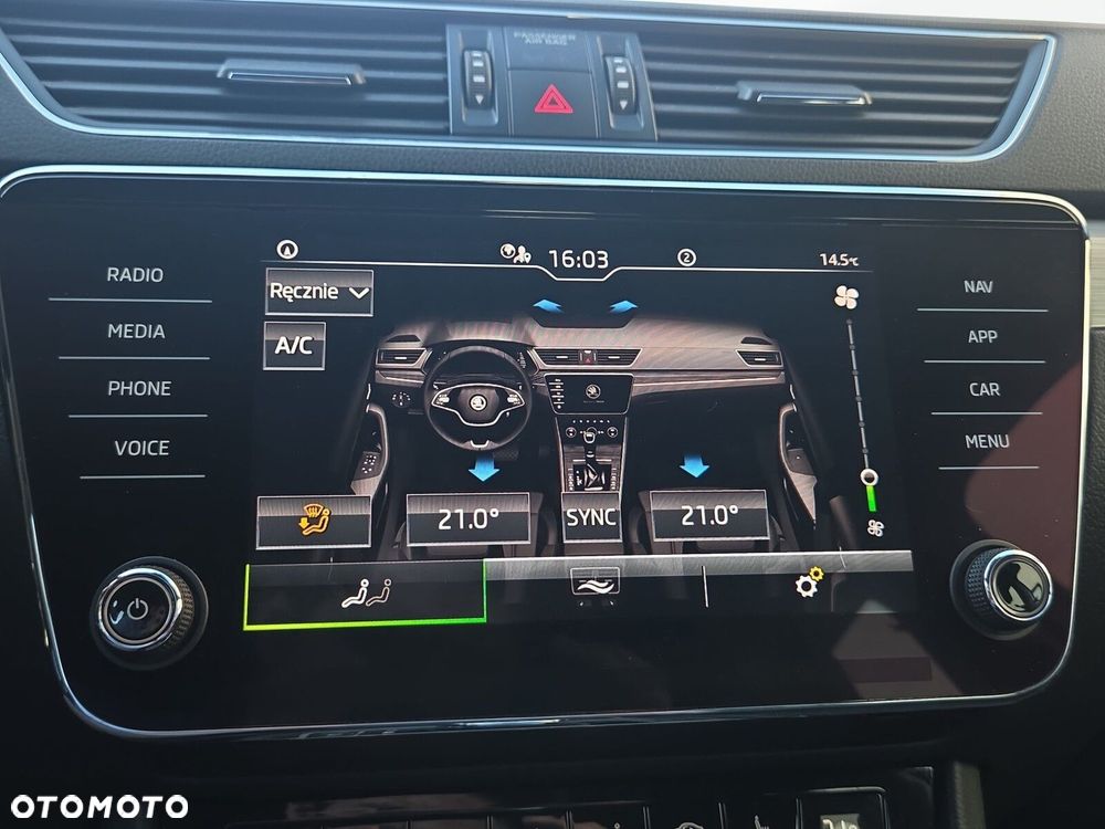 Skoda Superb 2.0 TDI SCR Ambition DSG - 17