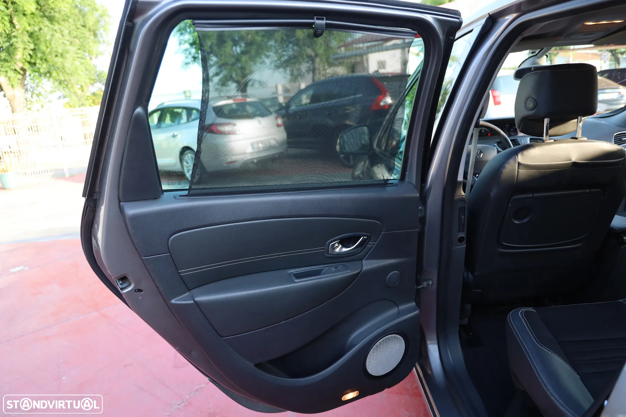 Renault Grand Scénic 1.5 dCi Bose Edition SS - 15