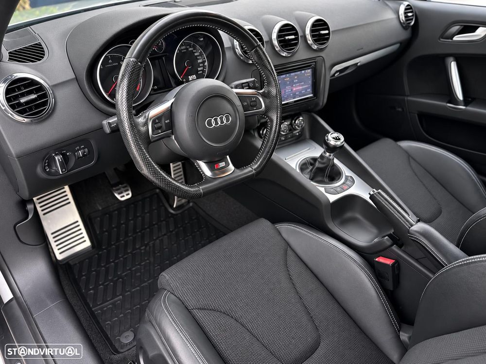 Audi TT Coupé - 25