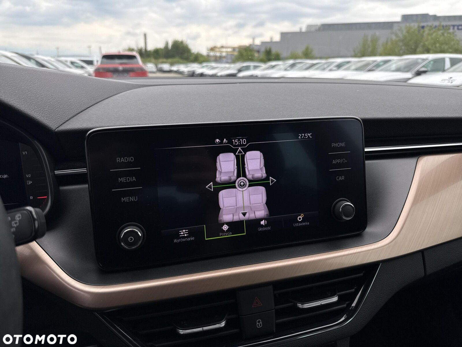 Skoda Kamiq 1.5 TSI Selection DSG - 25