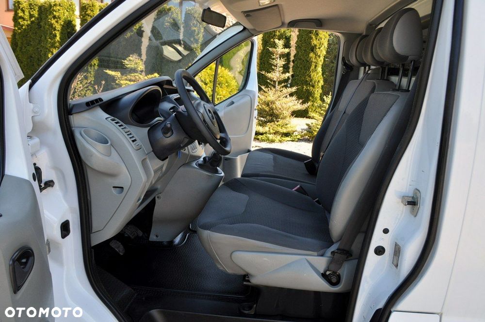 Opel Vivaro - 22
