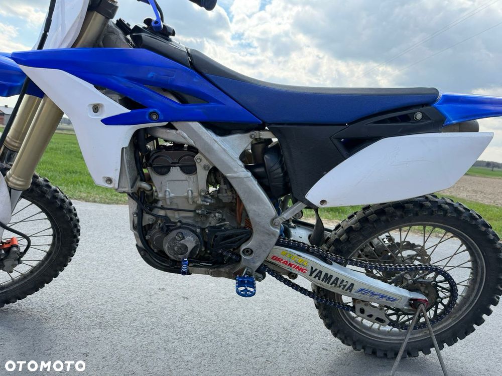 Yamaha YZF - 11