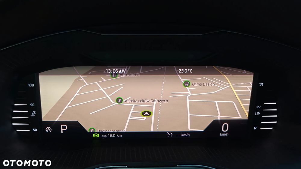 Skoda Superb 1.5 TSI DSG Ambition - 28