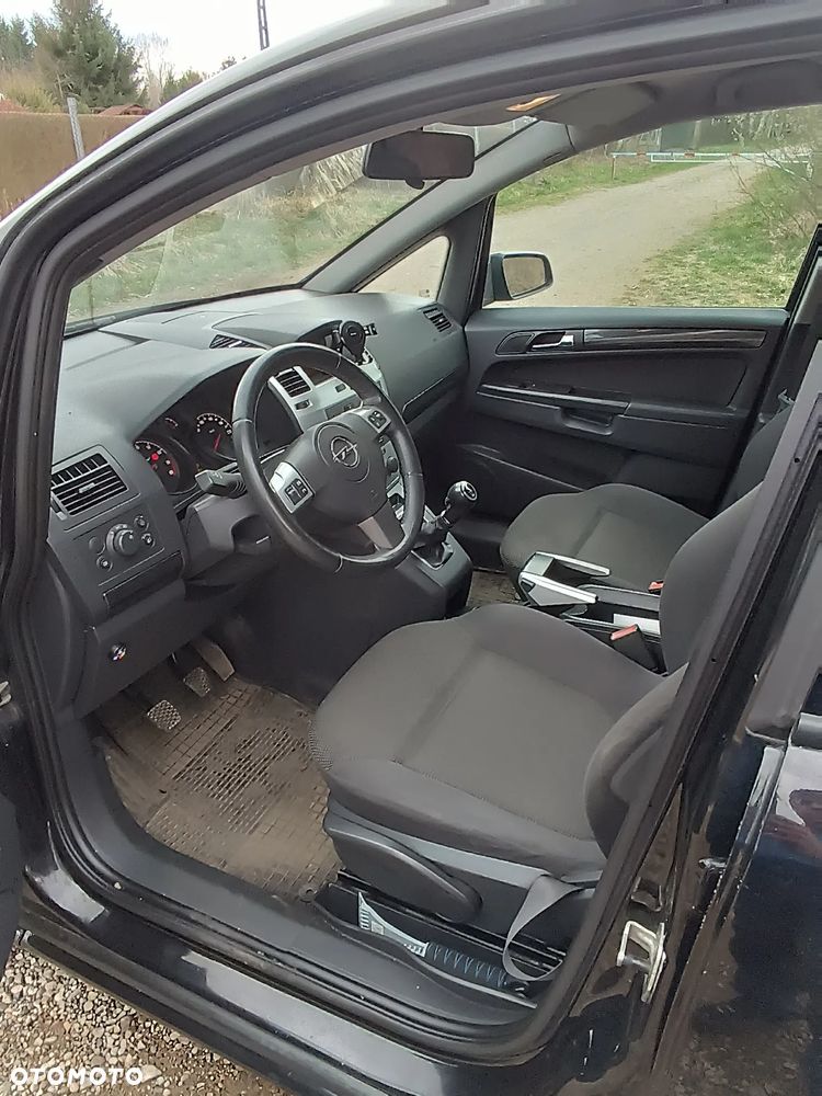 Opel Zafira - 7