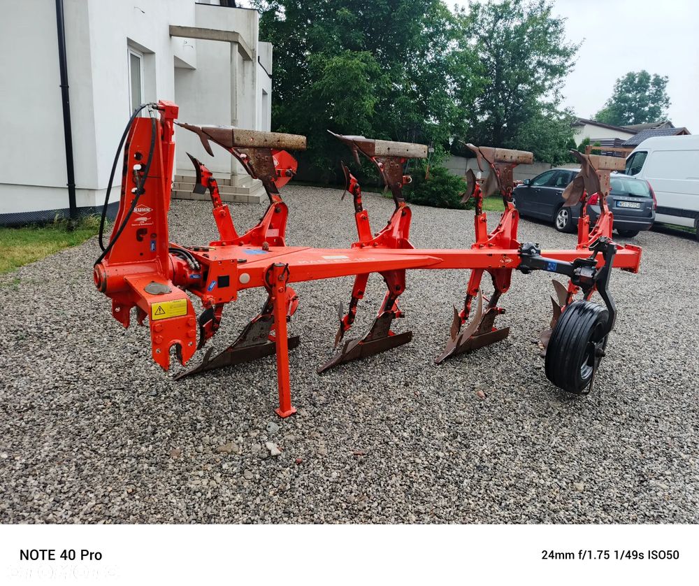 Kuhn Master 100 - 1