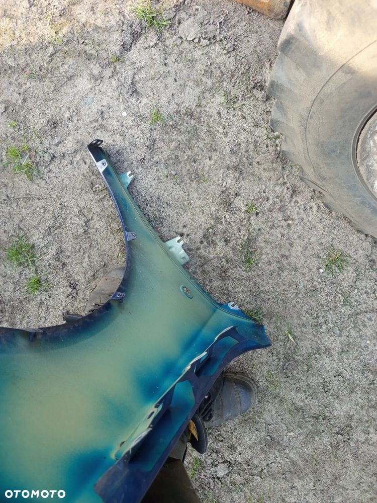 Błotnik lewy przedni  LF5A Fabia II Lift poznan - 2