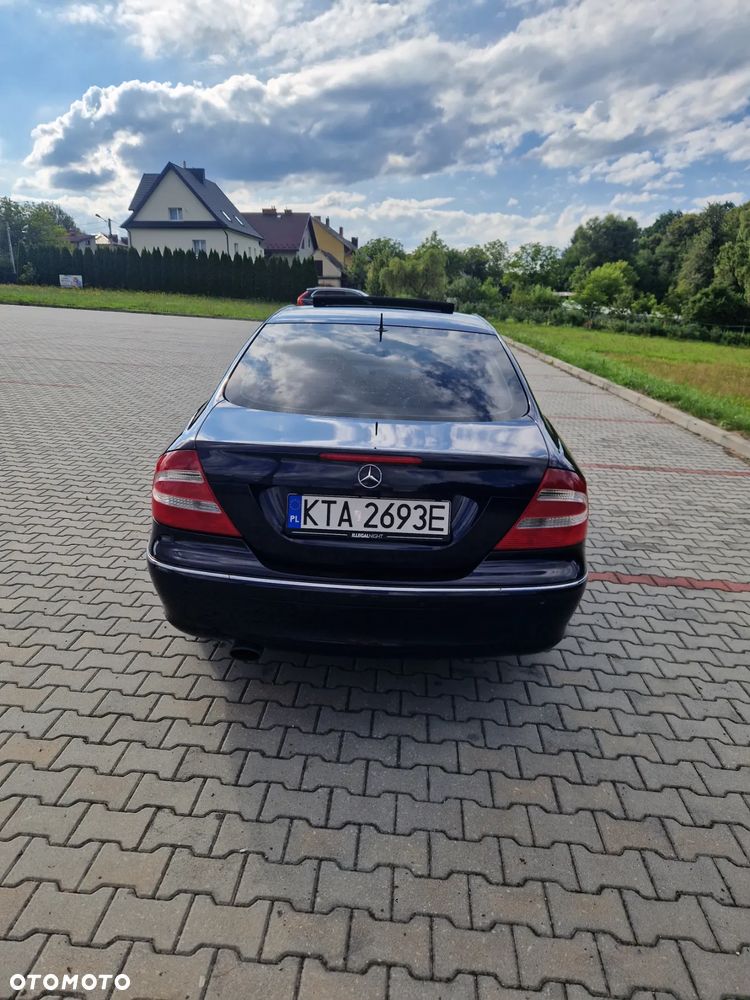 Mercedes-Benz CLK - 5