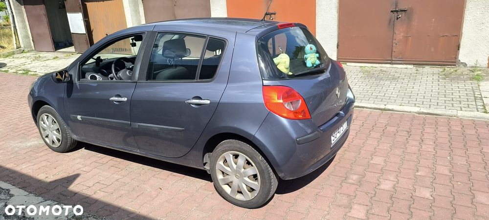 Renault Clio - 5