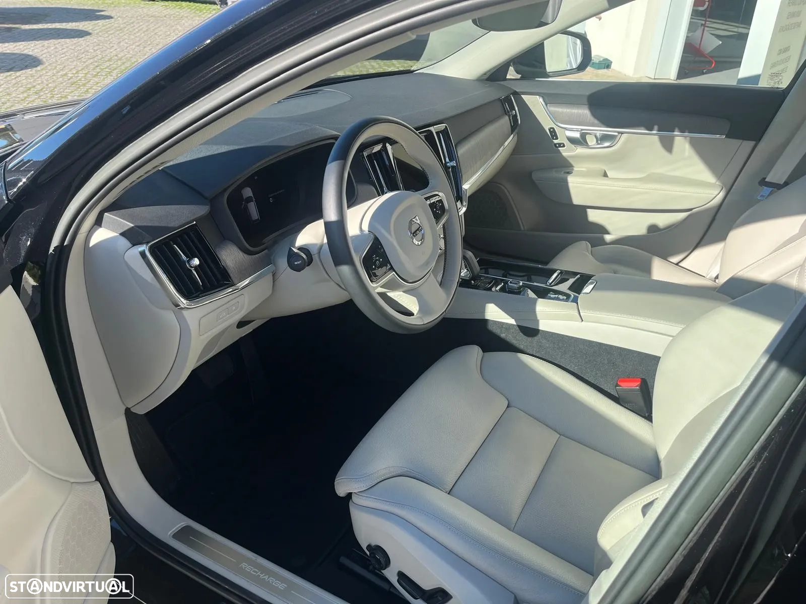 Volvo V90 2.0 T6 PHEV Core AWD - 2