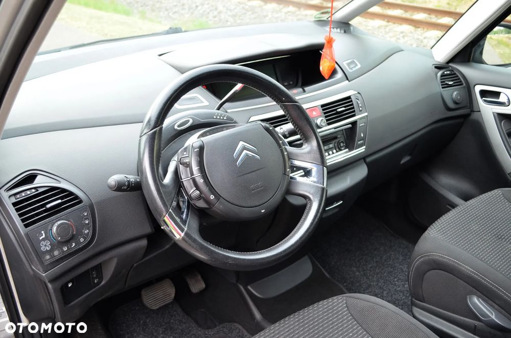 Citroën C4 Grand Picasso - 13