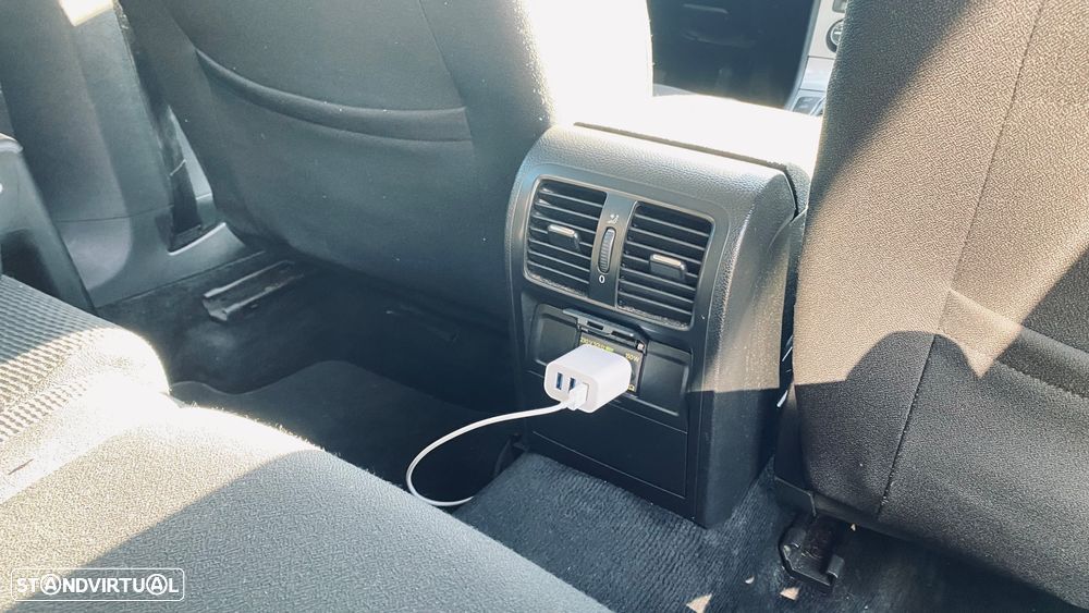 VW Passat Variant 1.9 TDi Trendline - 14