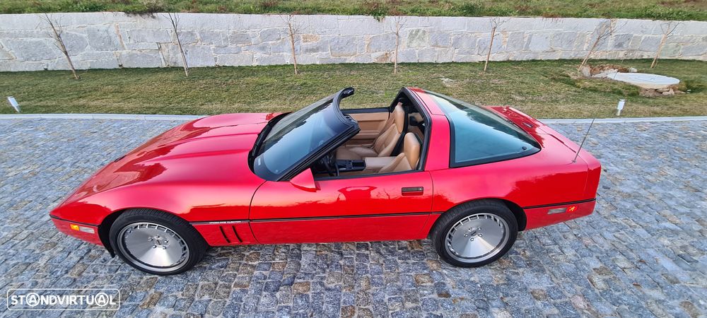 Chevrolet Corvette - 3