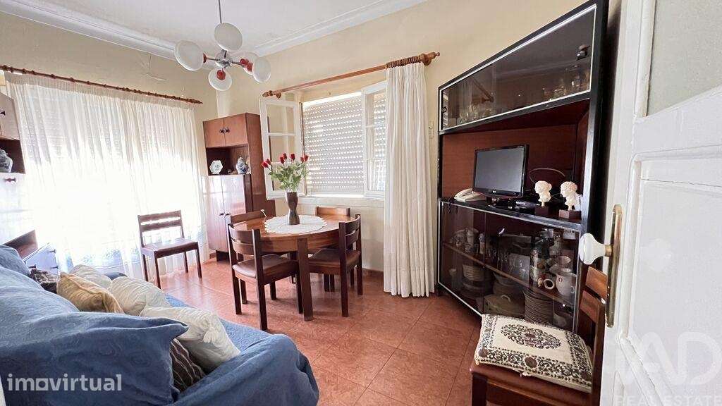 Apartamento T2 em Almada, Cova da Piedade, Pragal e Cacilhas de 67 m2 - Grande imagem: 4/22
