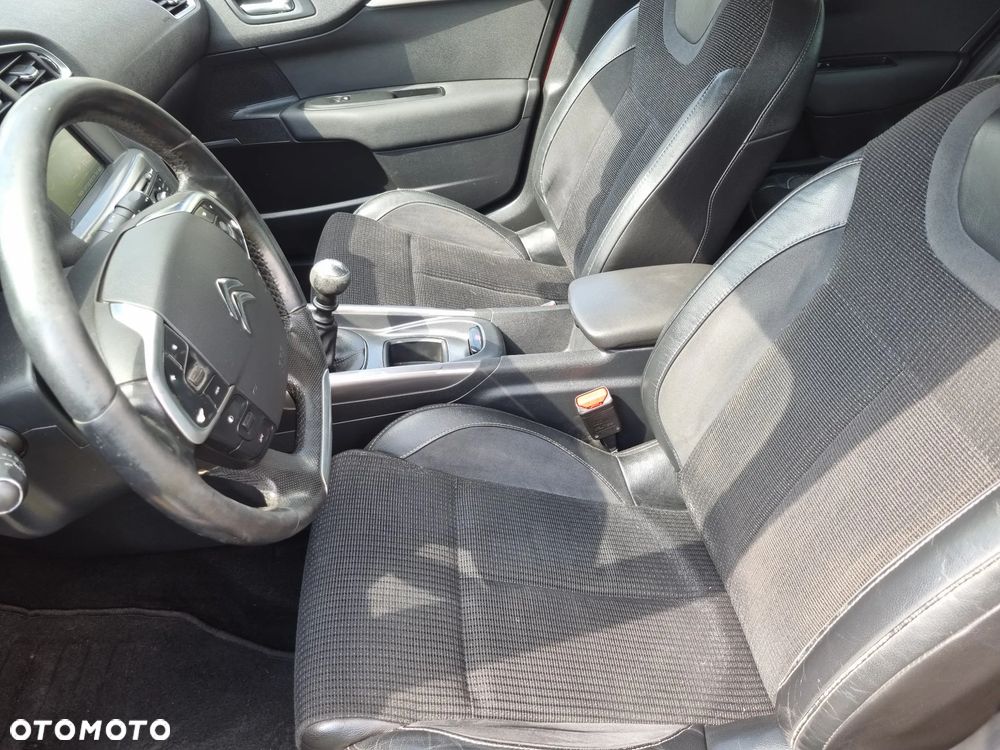 Citroën C4 e-HDi 115 Exclusive - 7