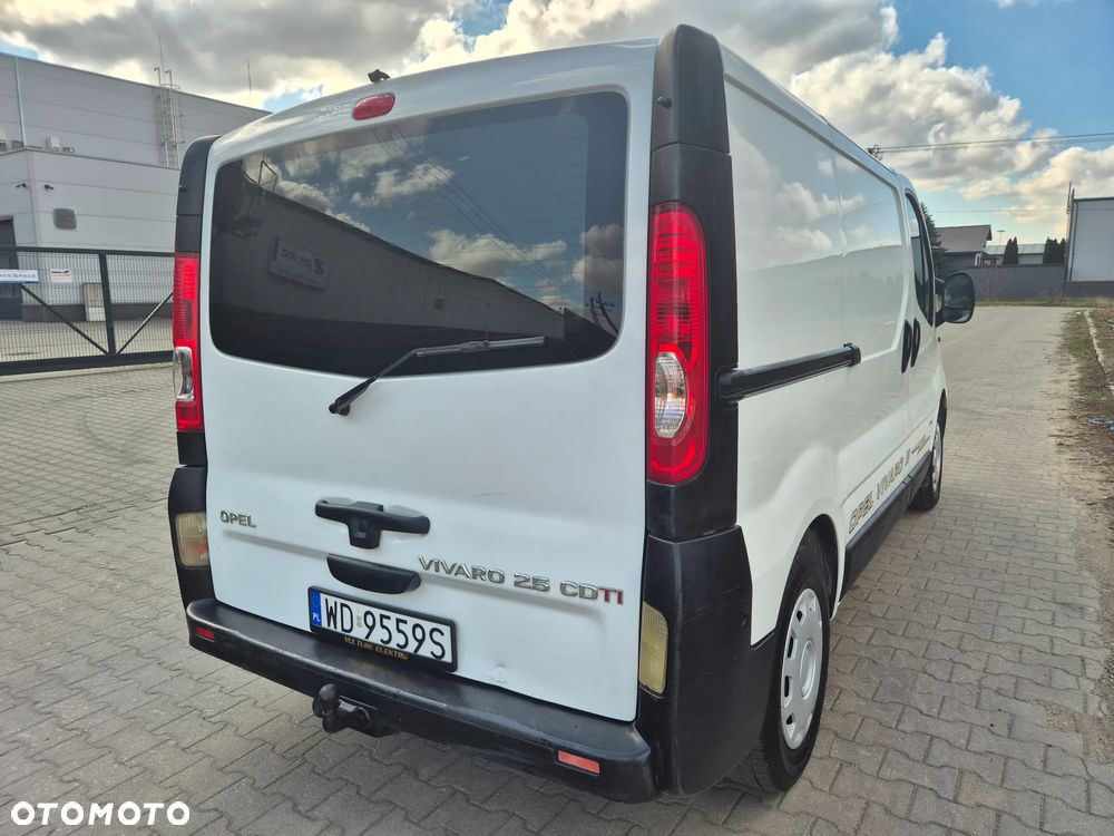Opel VIVARO - 14