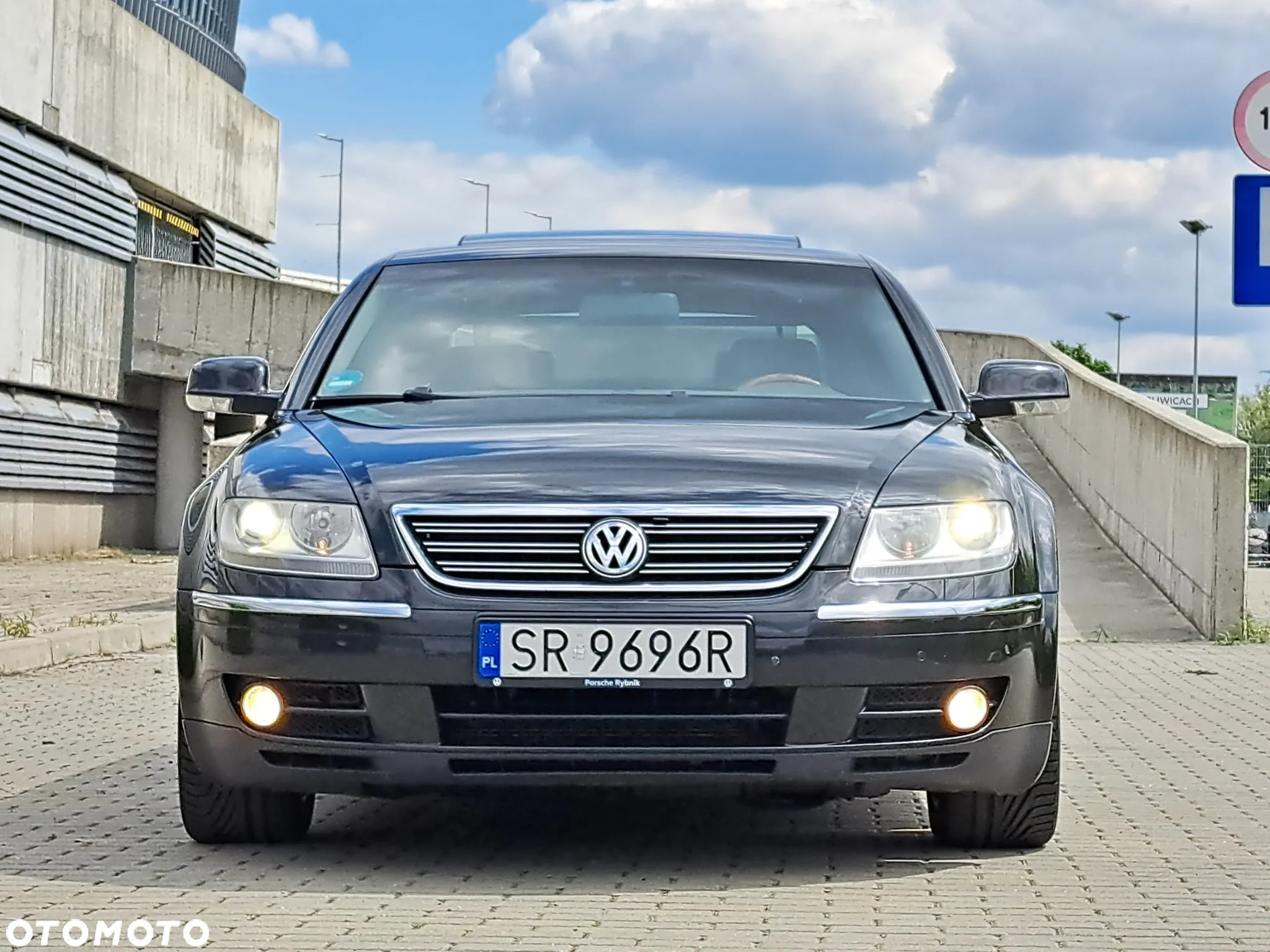 Volkswagen Phaeton - 5