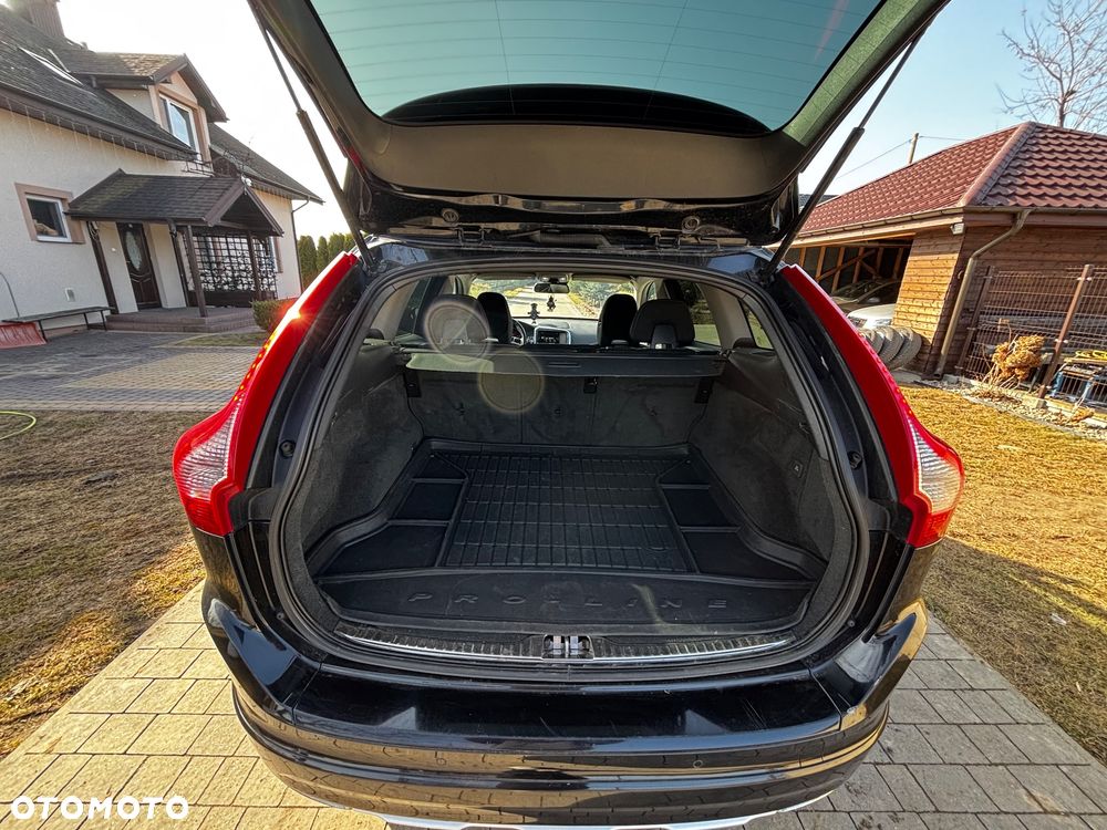 Volvo XC 60 D4 Geartronic Momentum - 9