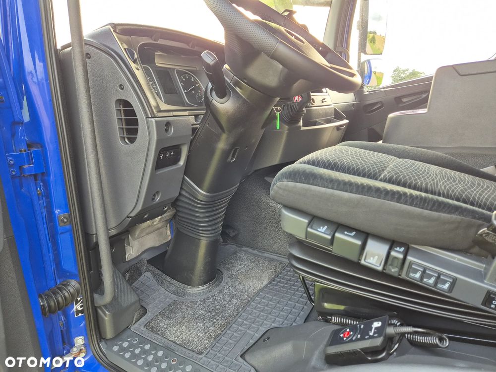 Mercedes-Benz Atego 1224 7.75m TOP1 STAN WINDA HAK z Niemiec tylko 320 000km UBRANIÓWKA czyściutki 6 cylindrów - 29