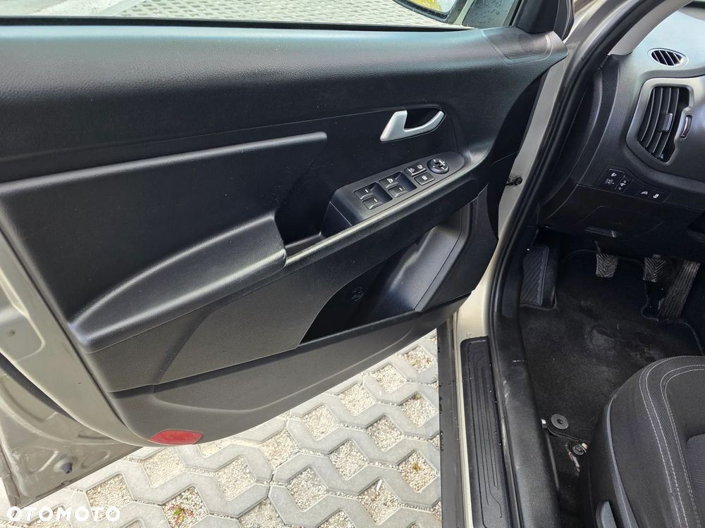 Kia Sportage 1.6 GDI M 2WD - 9