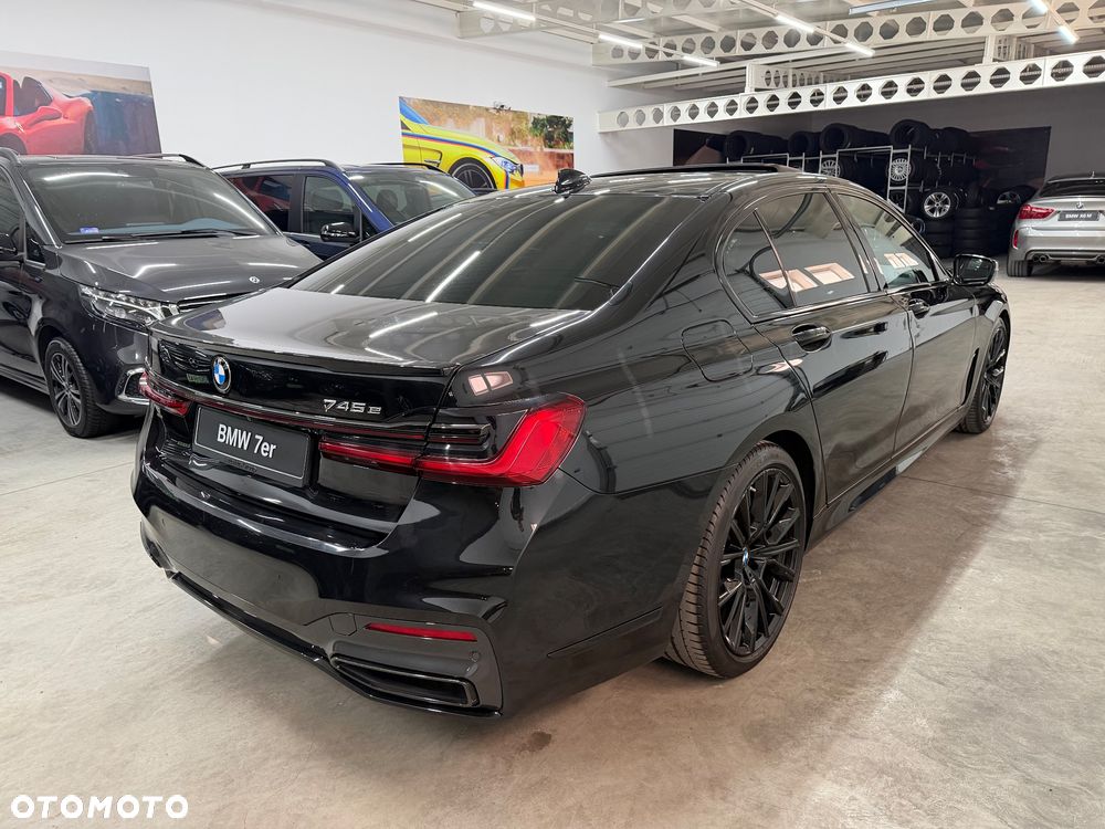 BMW Seria 7 745e sport - 8