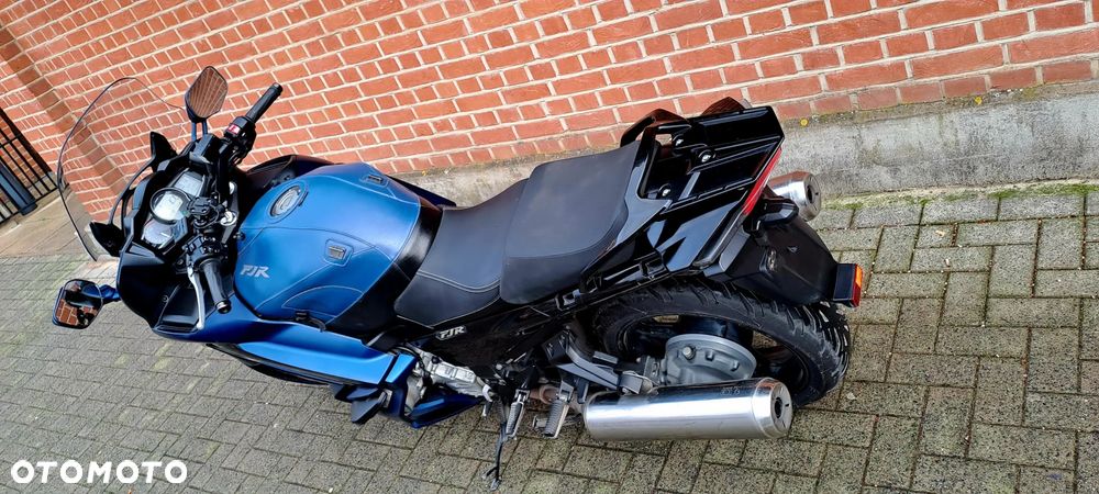 Yamaha FJR - 6