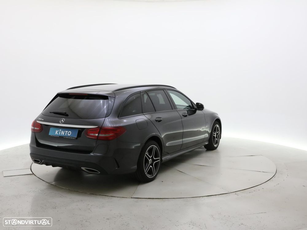 Mercedes-Benz C 300 de AMG Line - 6
