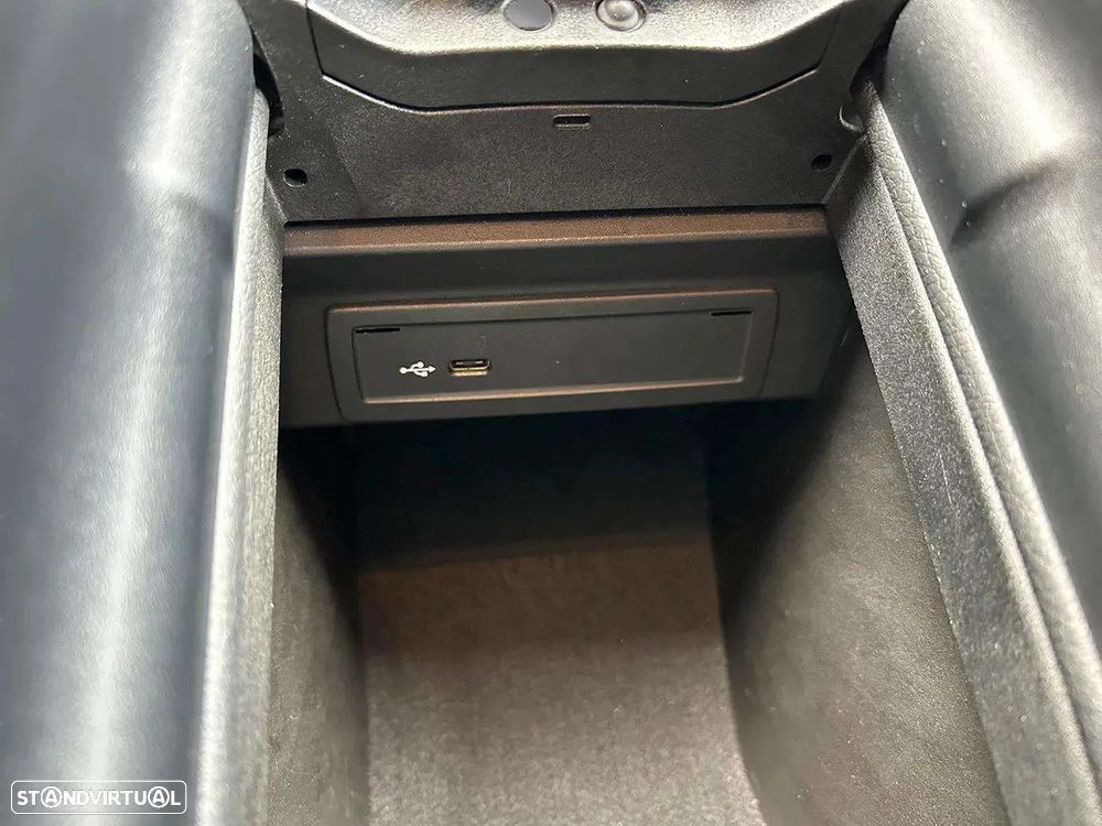 Mercedes-Benz CLA 180 d Shooting Brake AMG Line Aut. - 49